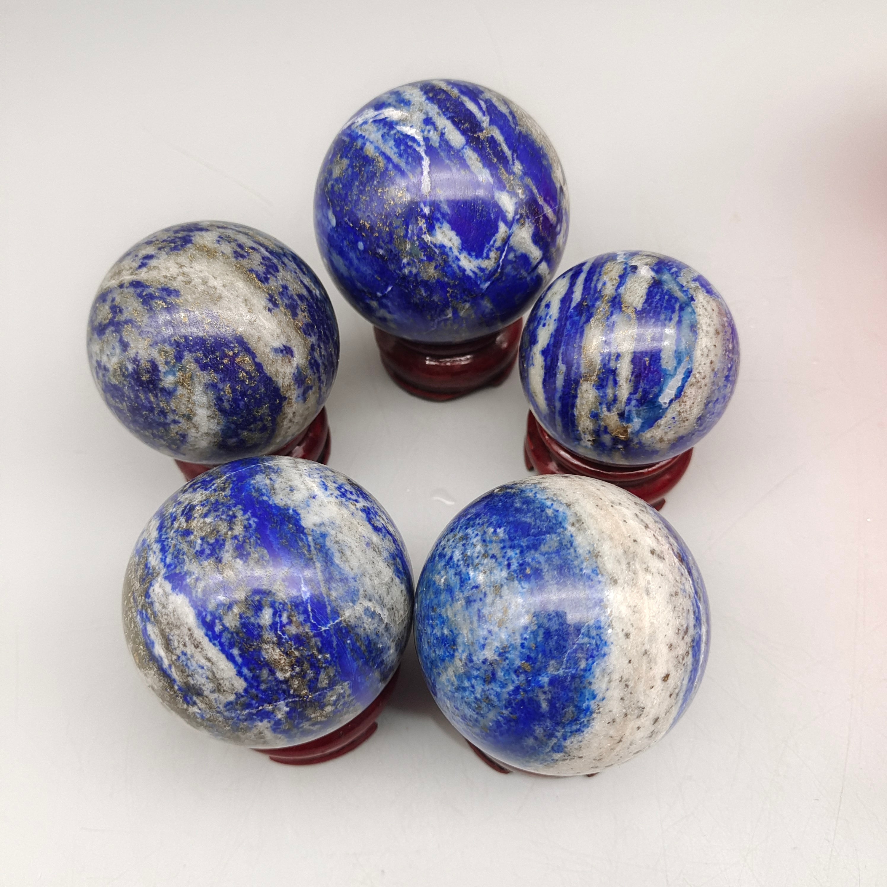Lapis lazuli sphere