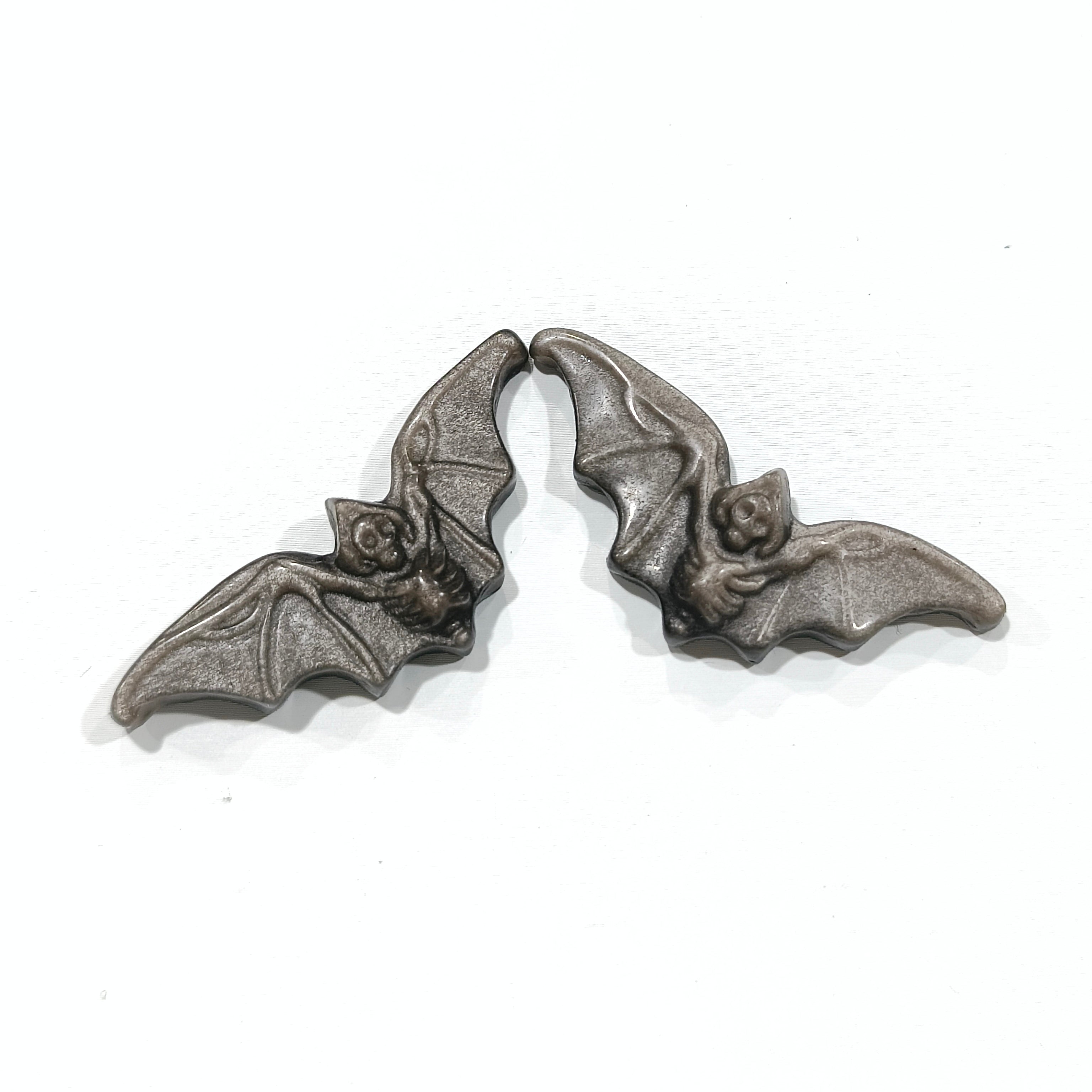 Silver obsidian, Labradorite ,bat