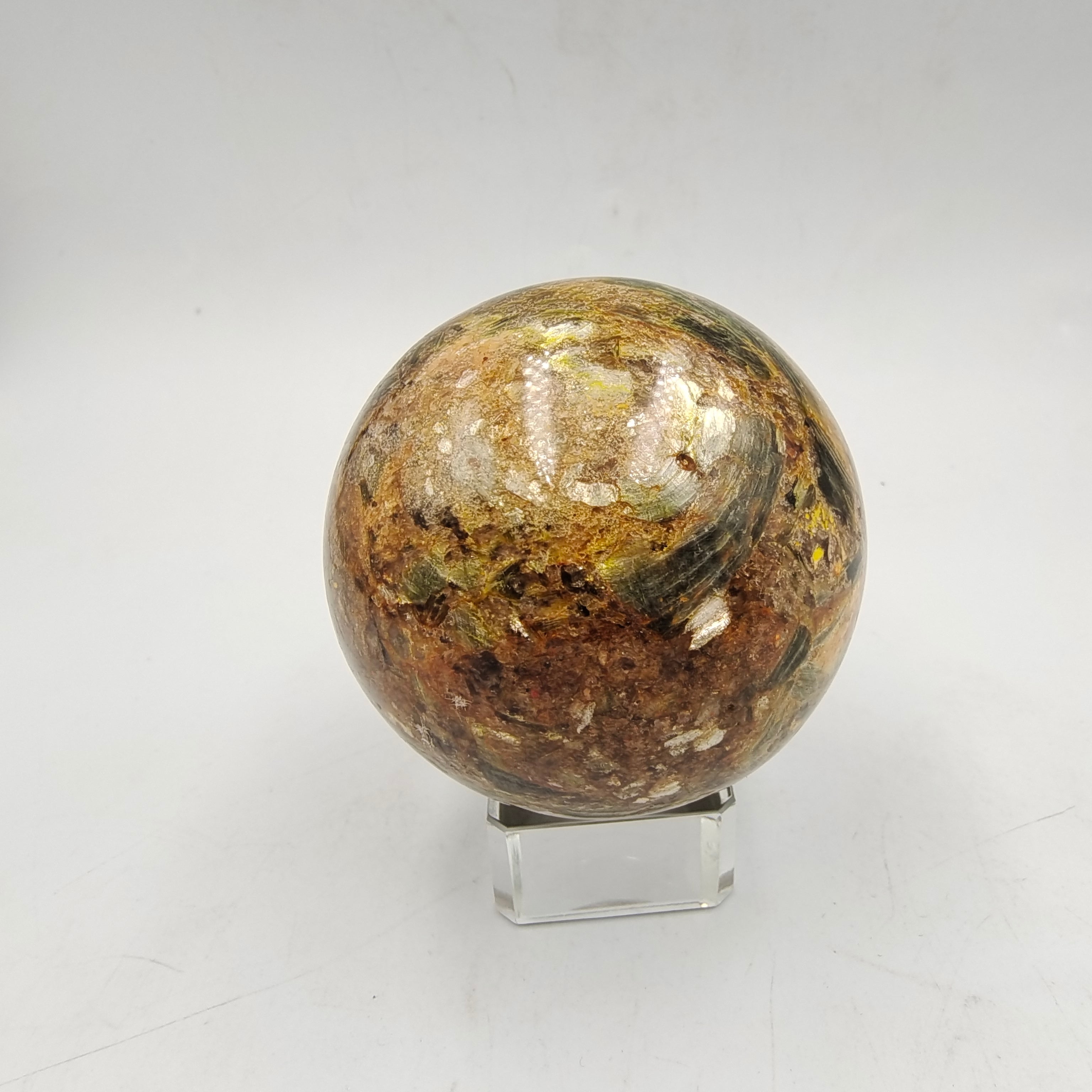 Green tourmaline and mica symbiotic sphere