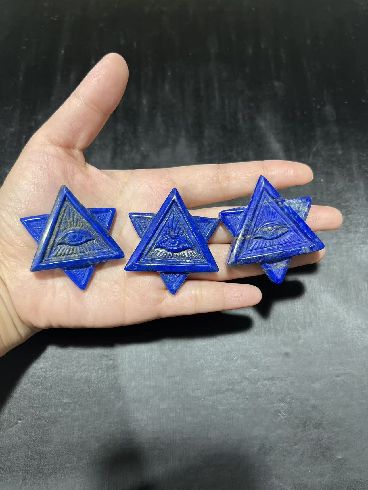 Various types of lapis lazuli eyes