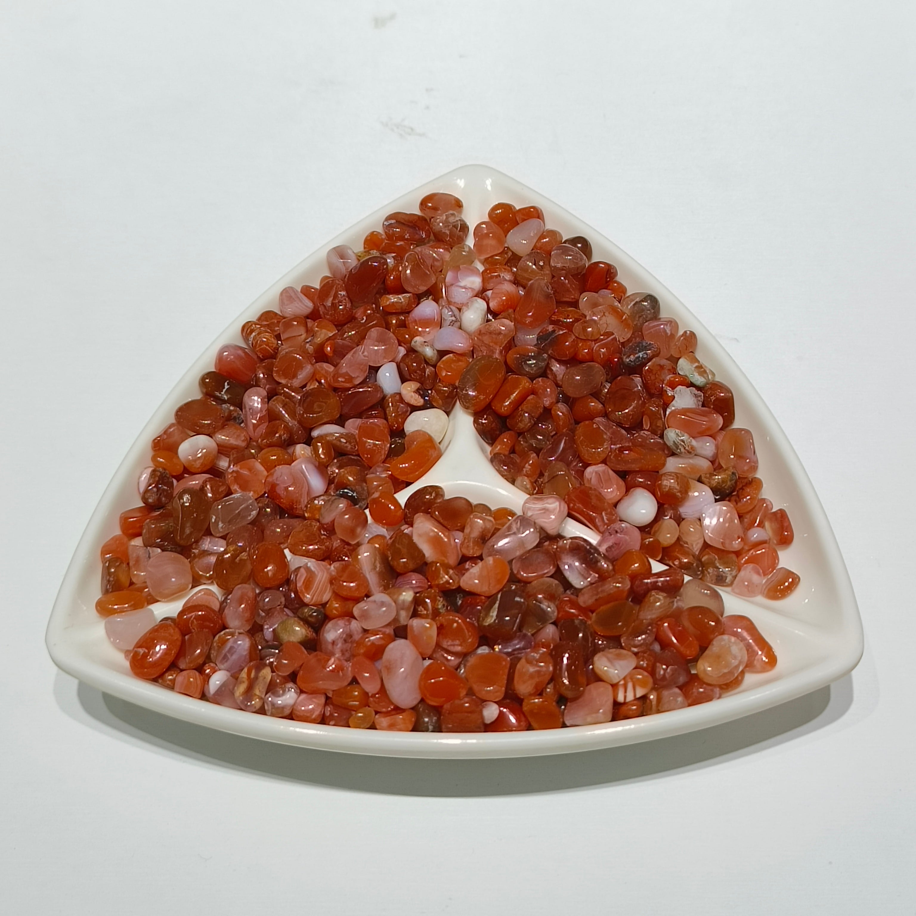 Red agate chips