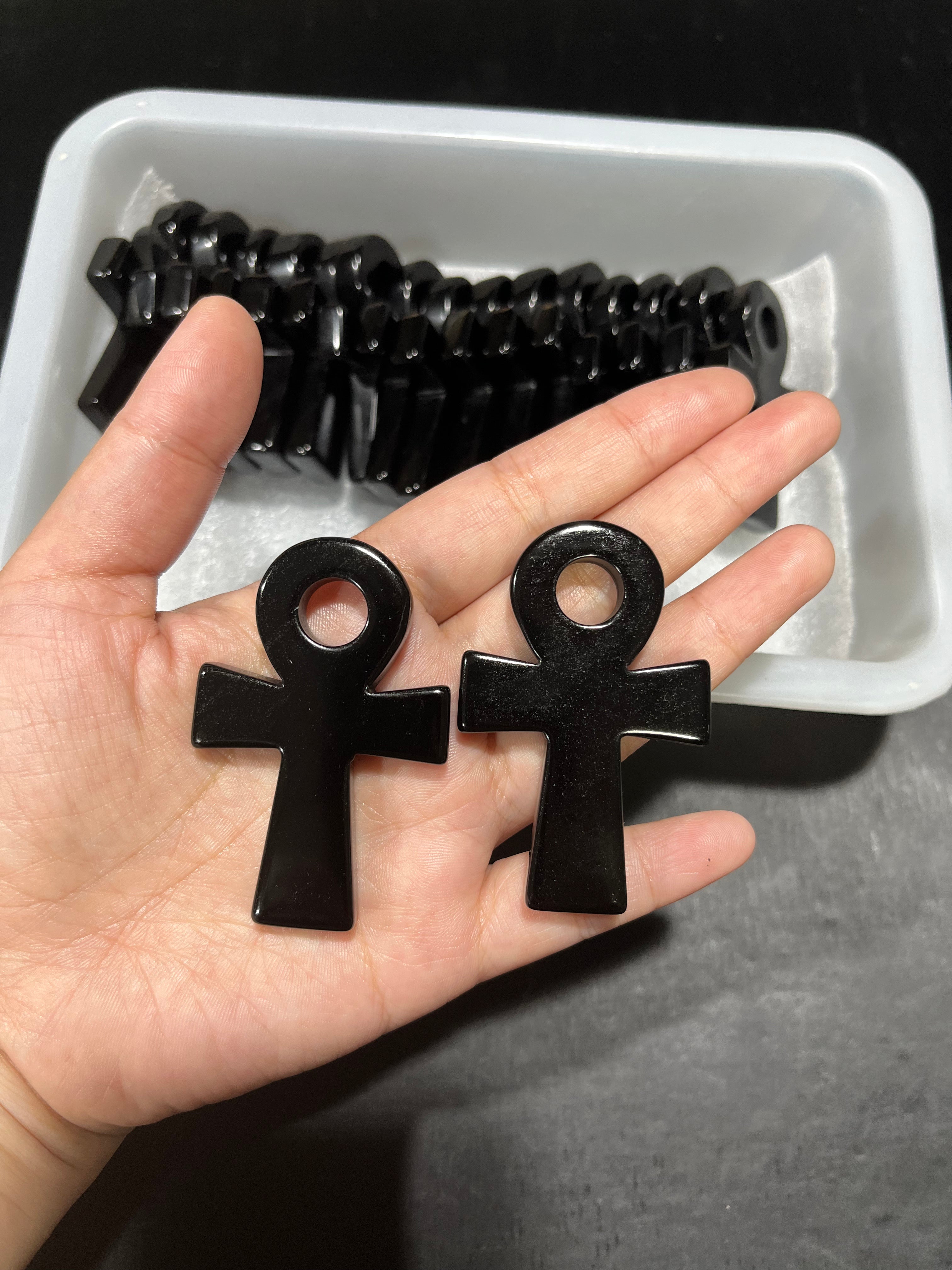 Black obsidian anka
