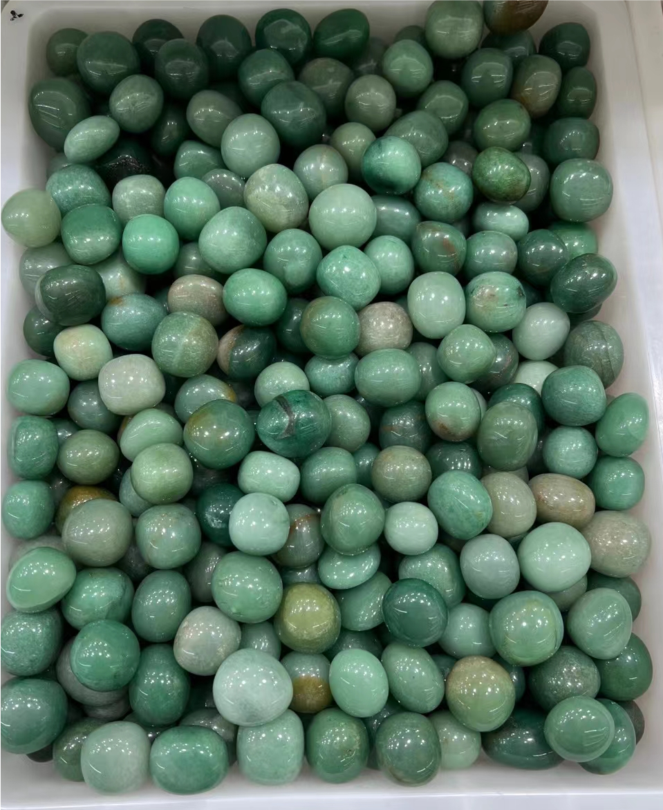 Green aventurine tumbles