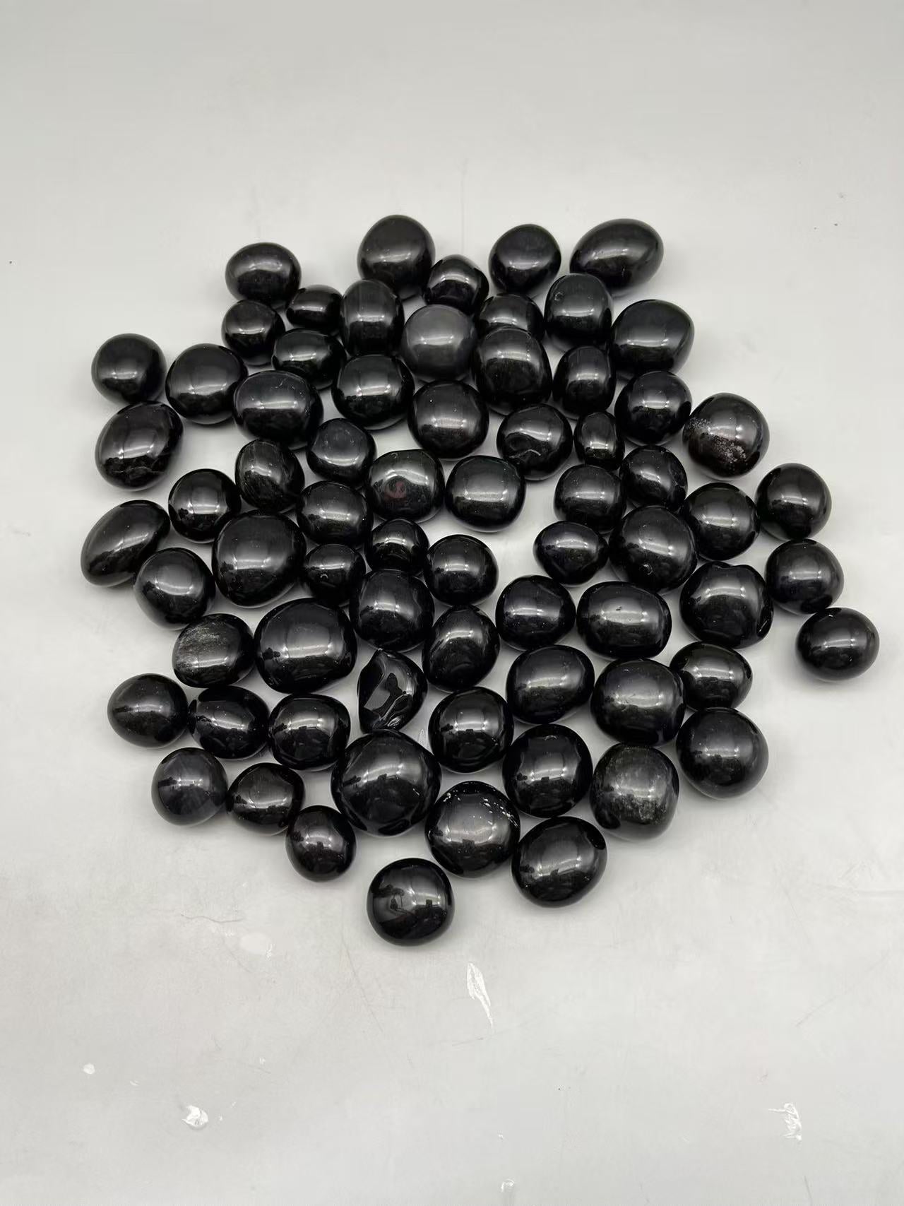Black  obsidian tumbles