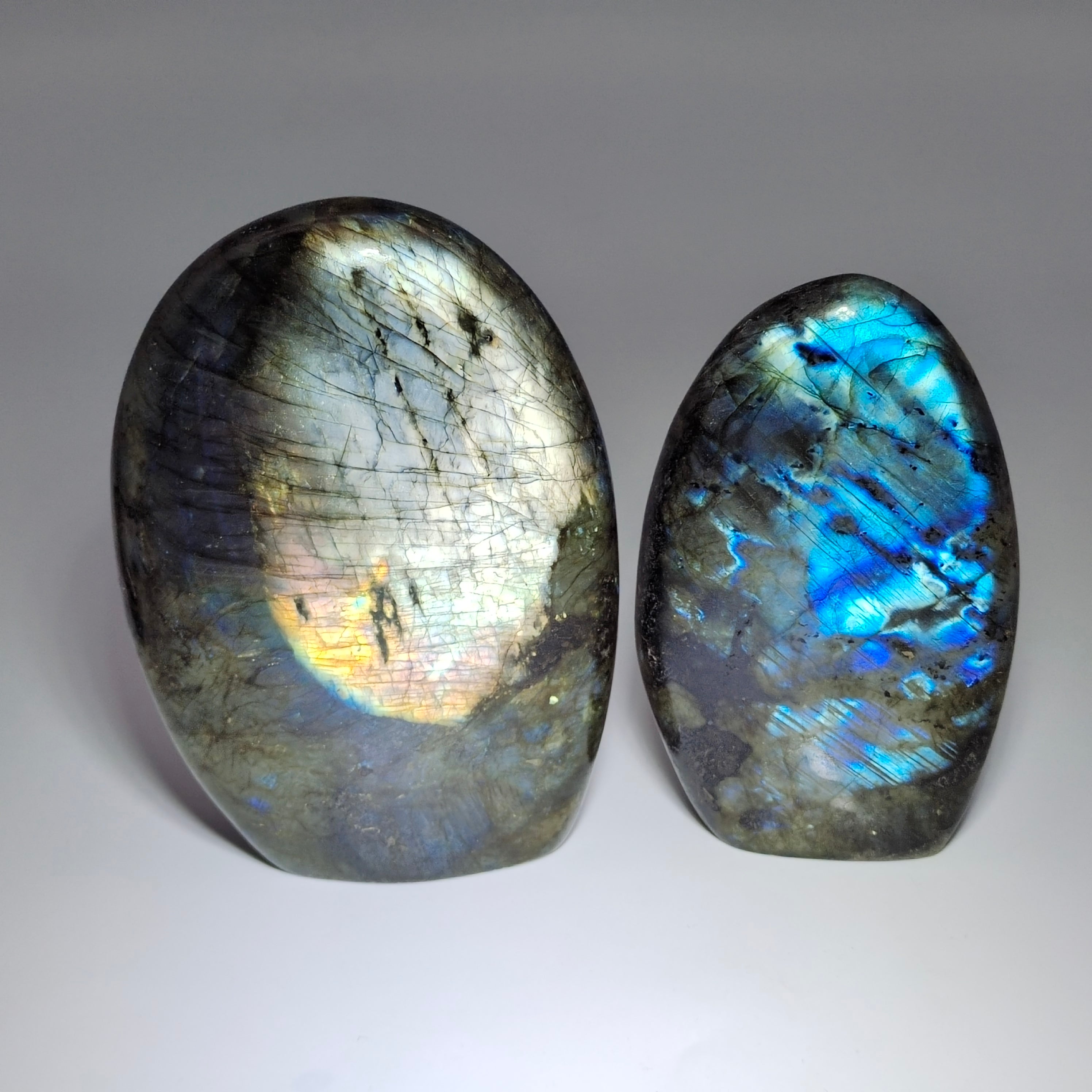 Labradorite free form