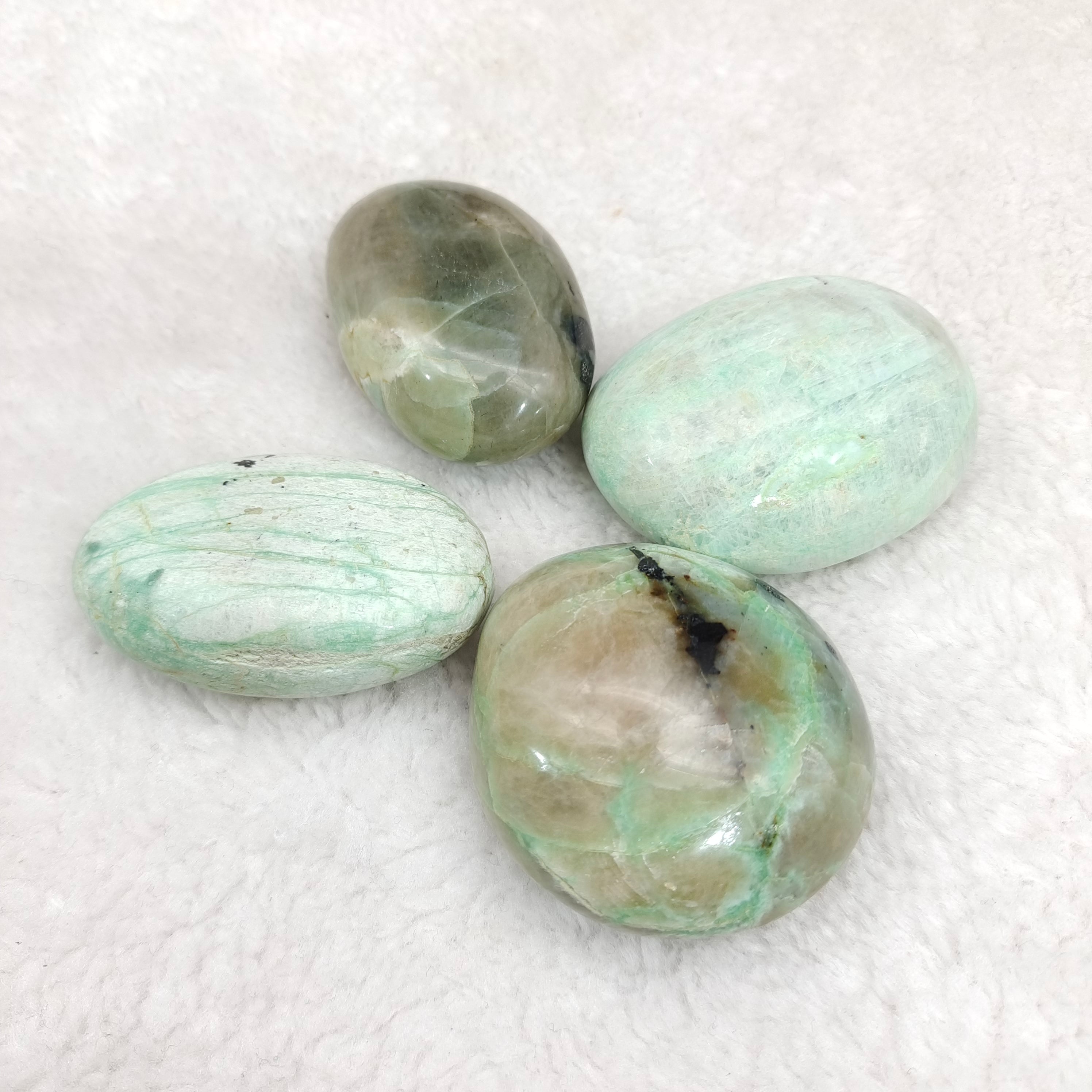 Green moonlight stone