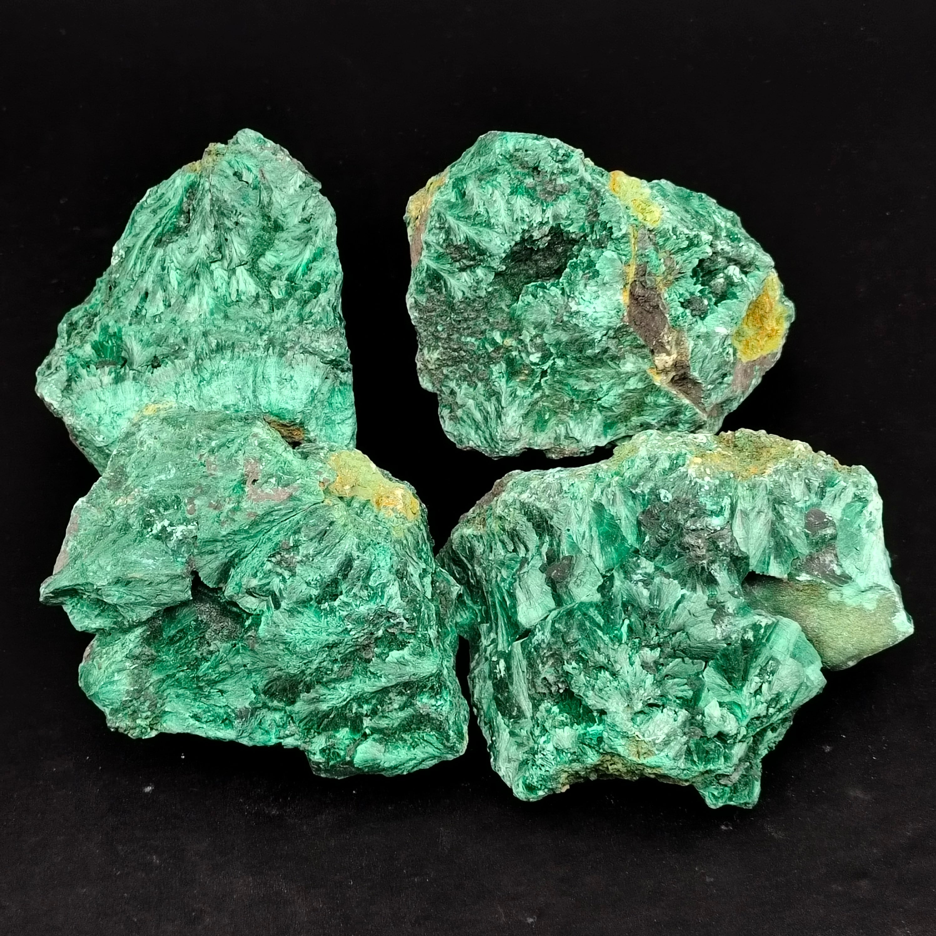 Malachite specimen