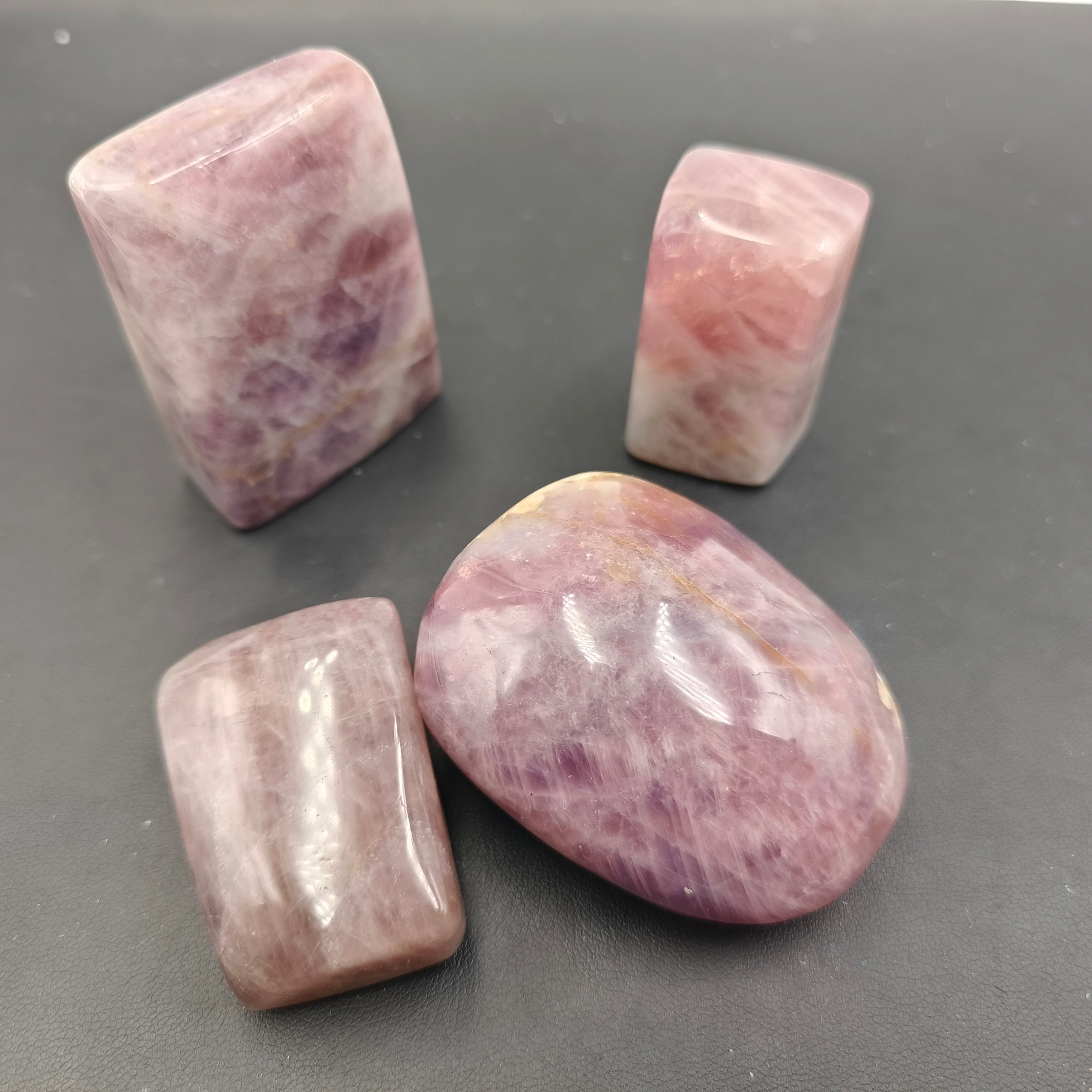 Purple rose quartz palmstone