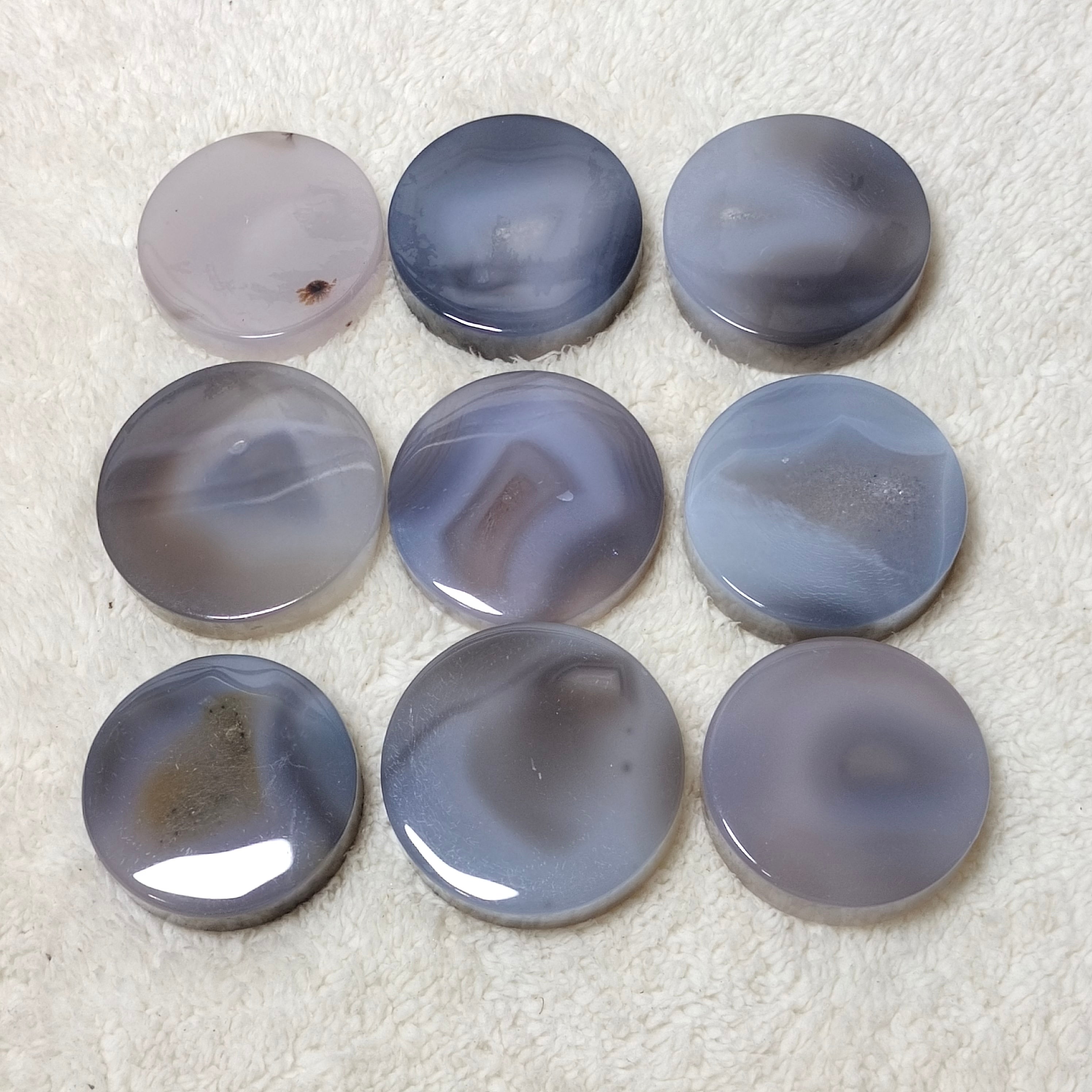 Enhydro agate slices