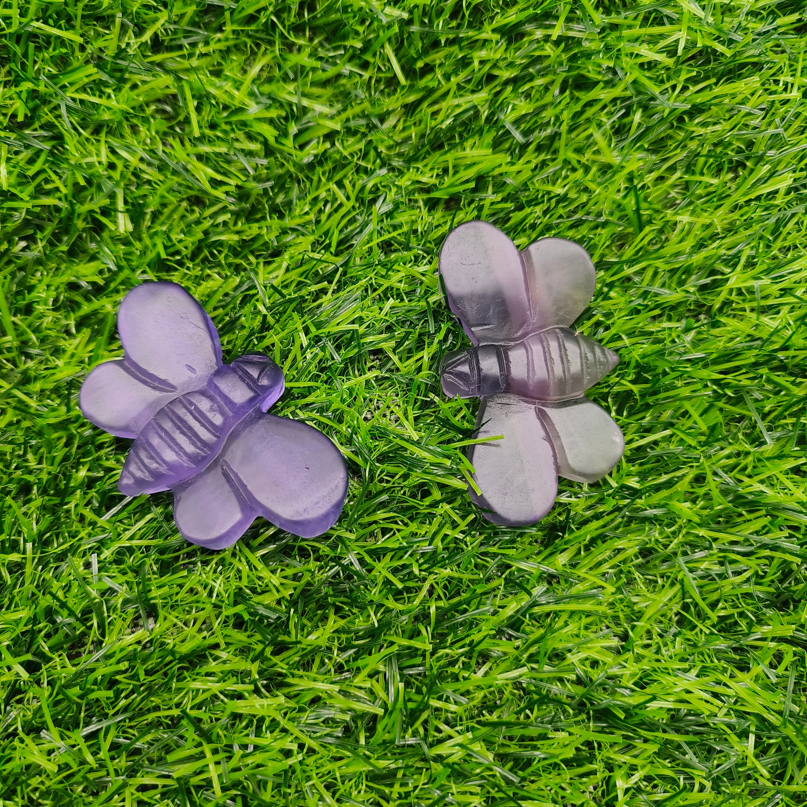 Fluorite, flower agate bee