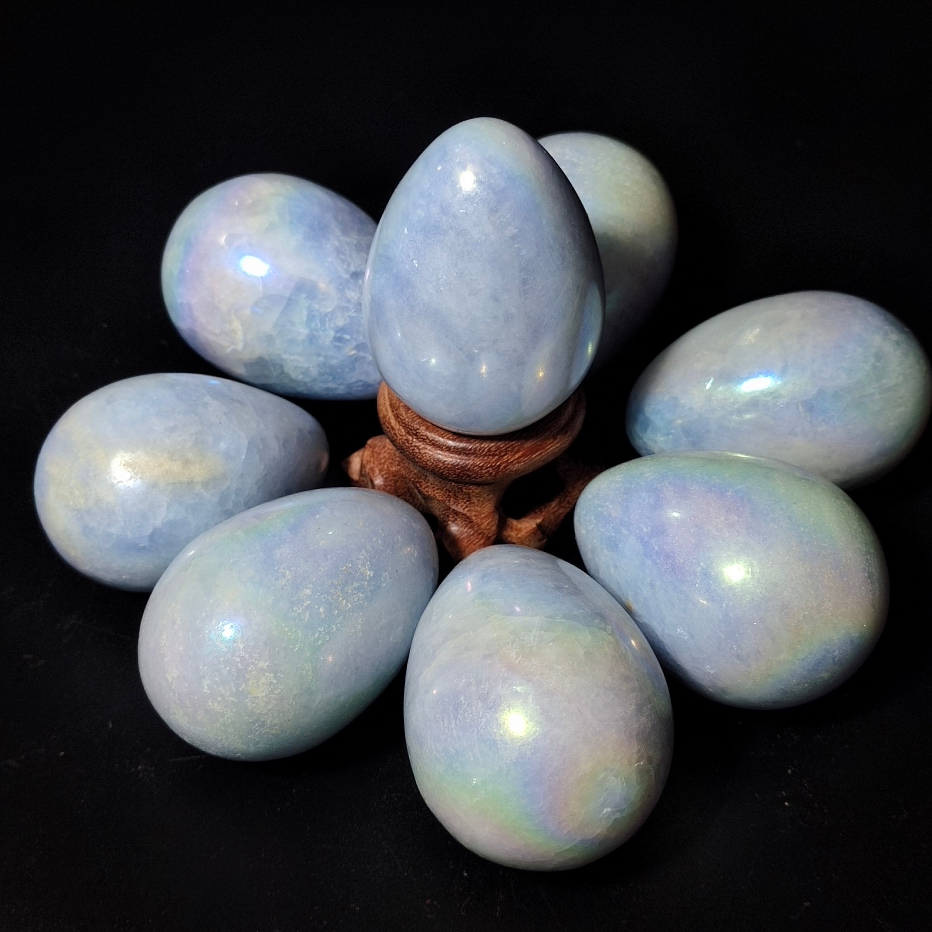 Aura blue calcite egg