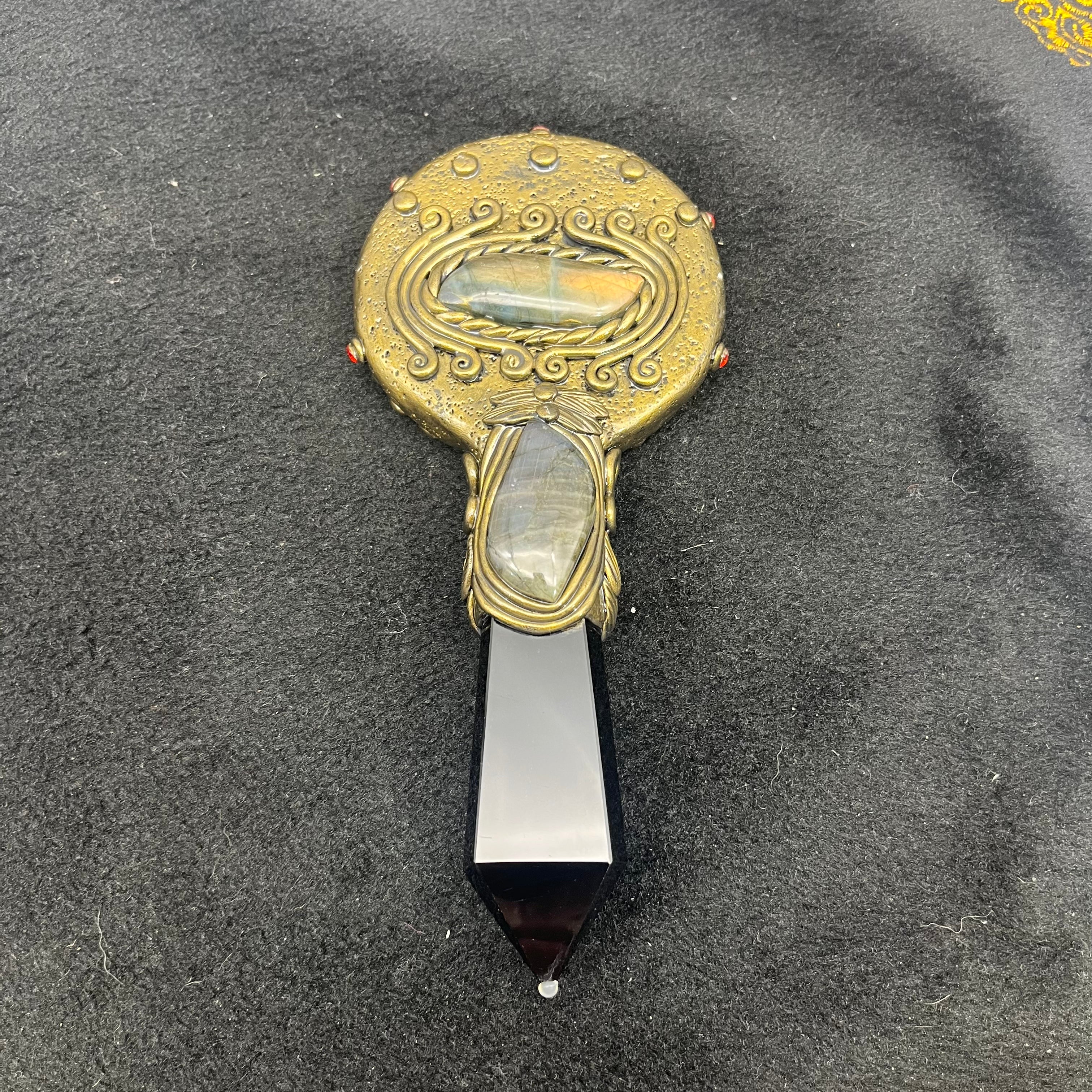 Obsidian Magic Mirror