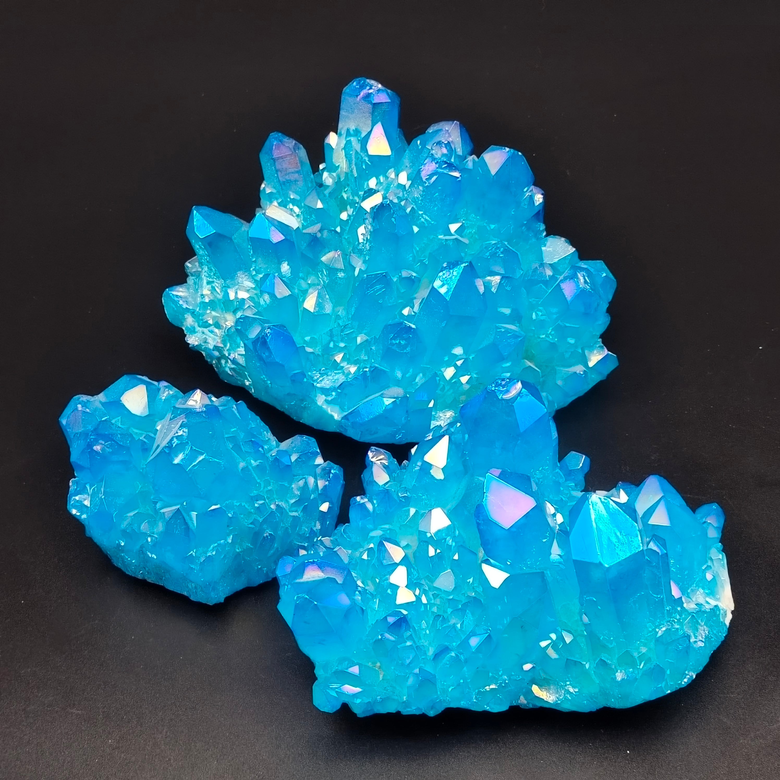 Blue aura clusters