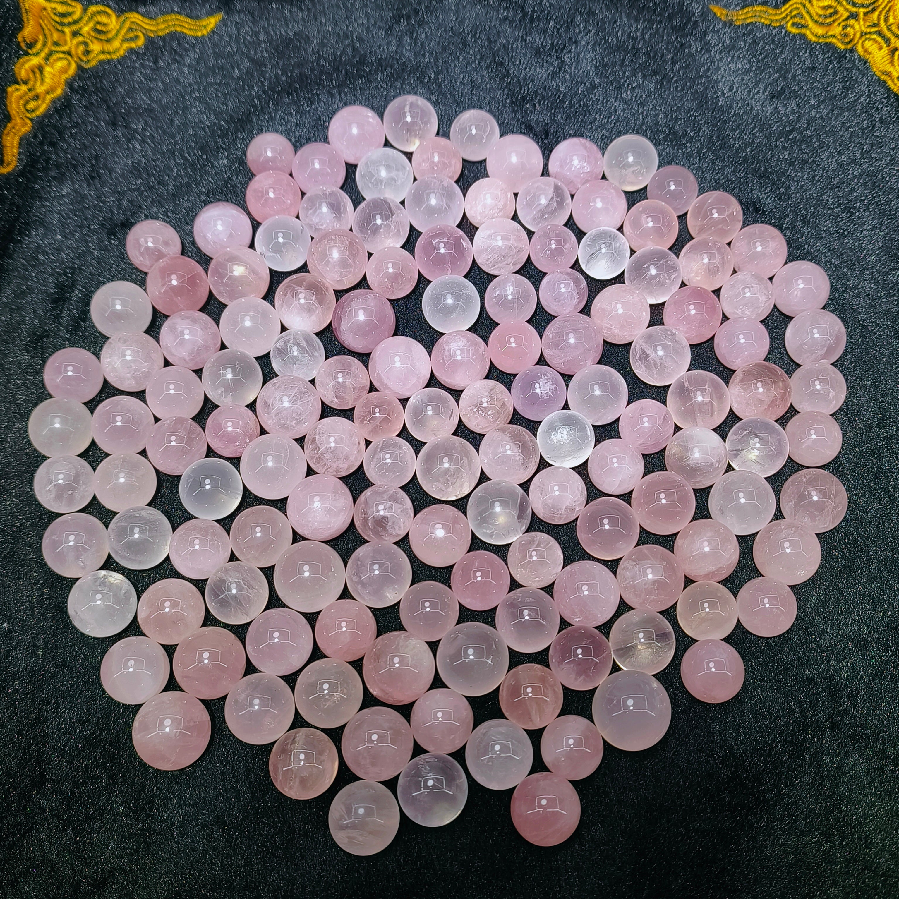 Mini rose quartz sphere